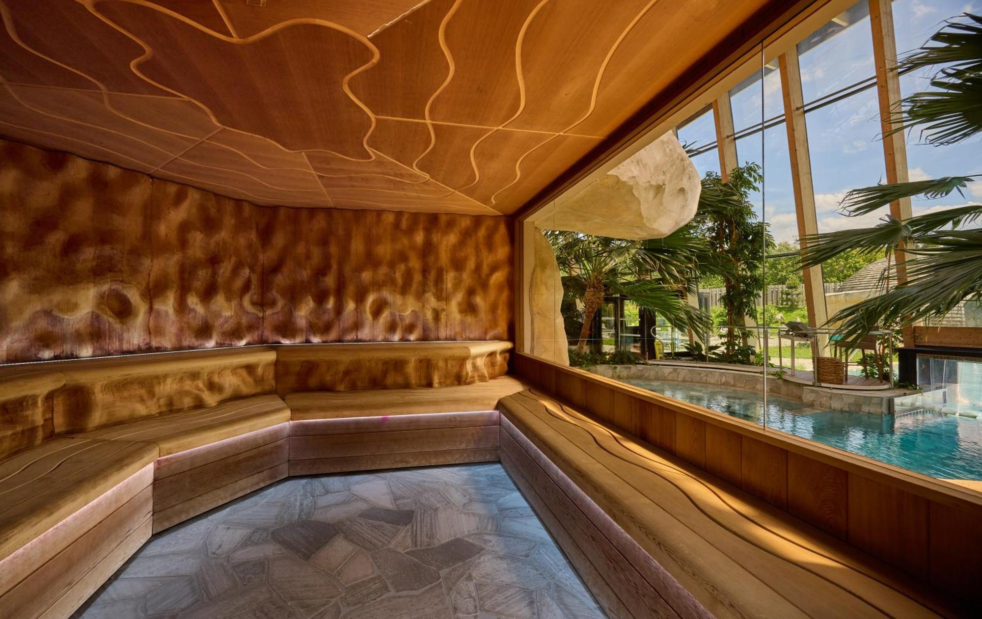 Center Parcs Les Trois Forets Атини Екстериор снимка