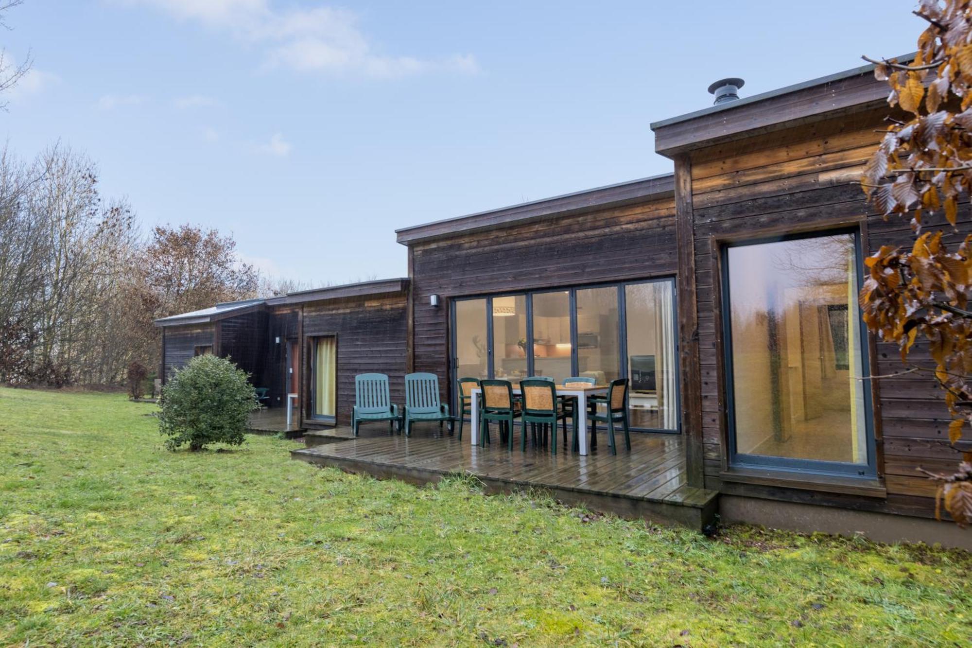 Center Parcs Les Trois Forets Атини Екстериор снимка