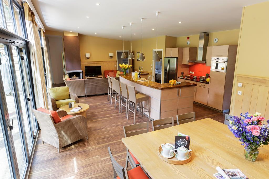 Center Parcs Les Trois Forets Атини Екстериор снимка
